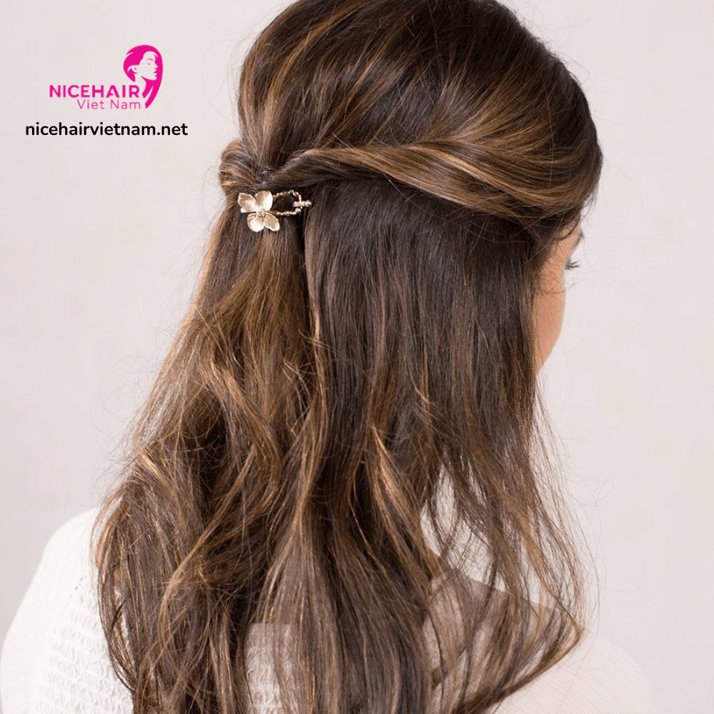 Twist hairstyle-one of the 3 hairstyles for beginner